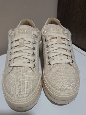 New Clarks Cloudsteppers Size 5.5 Women's Audreigh Beige Sparkle Canvas Sneakers